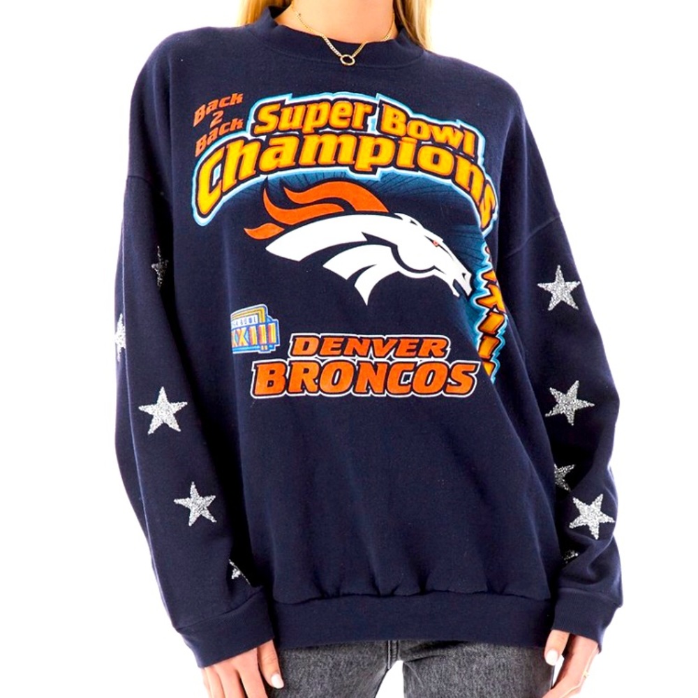 Vintage Broncos sweatshirt with stars